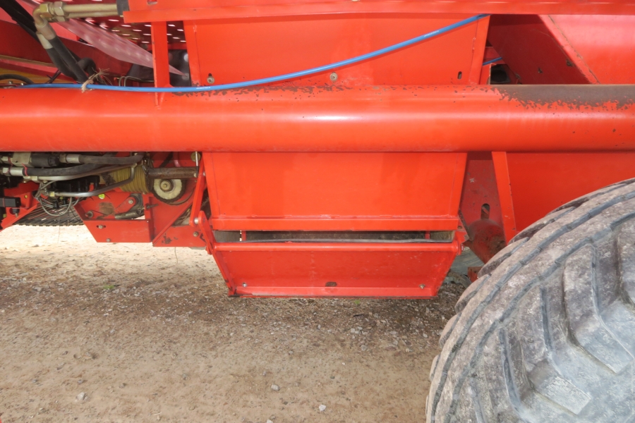 4665 Grimme SE75-30 potato harvester