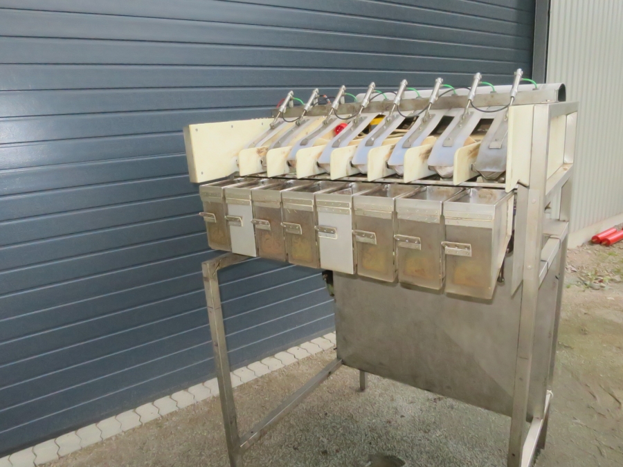 4671 Newtec 2000 computer weigher