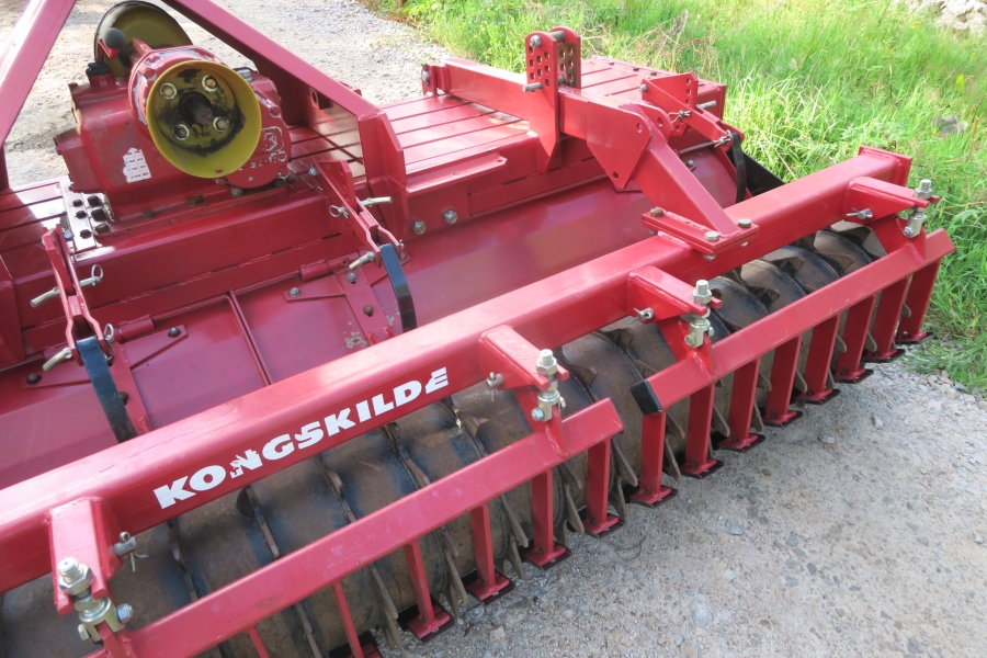 4674 Kongskilde Elliptor rotary cultivator with pressure roller
