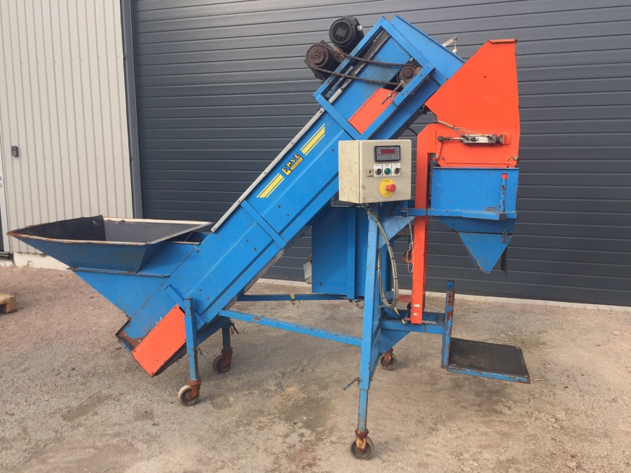 4675 EMVE automatic weigher W50