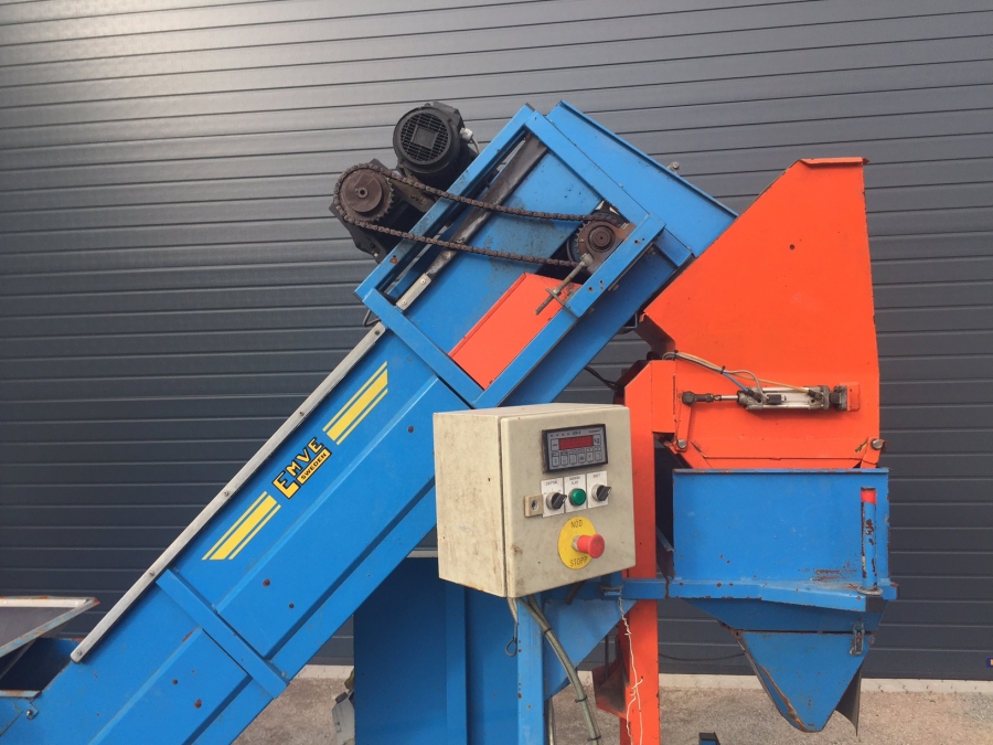 4675 EMVE automatic weigher W50
