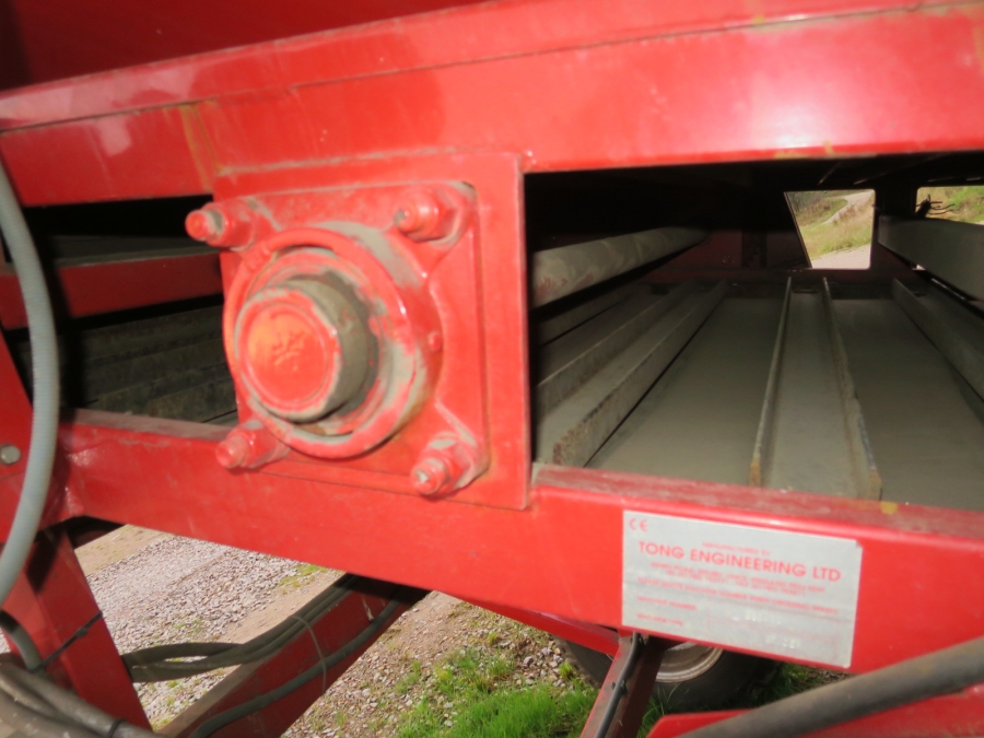 4687 Tong Storemaker 1200 Receiving hopper