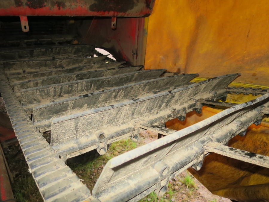 4696 Grimme SE75-30 potato harvester