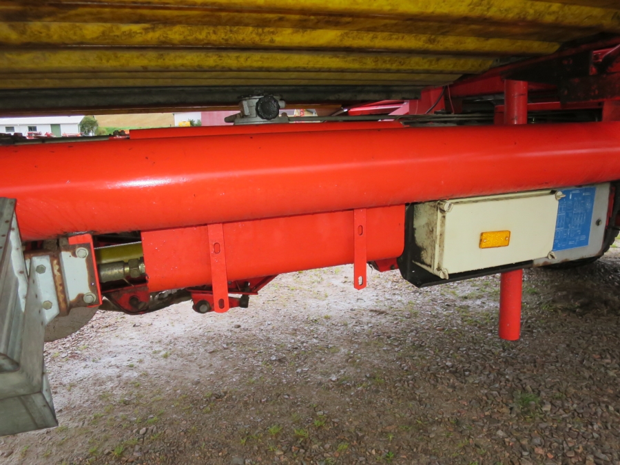 4696 Grimme SE75-30 potato harvester