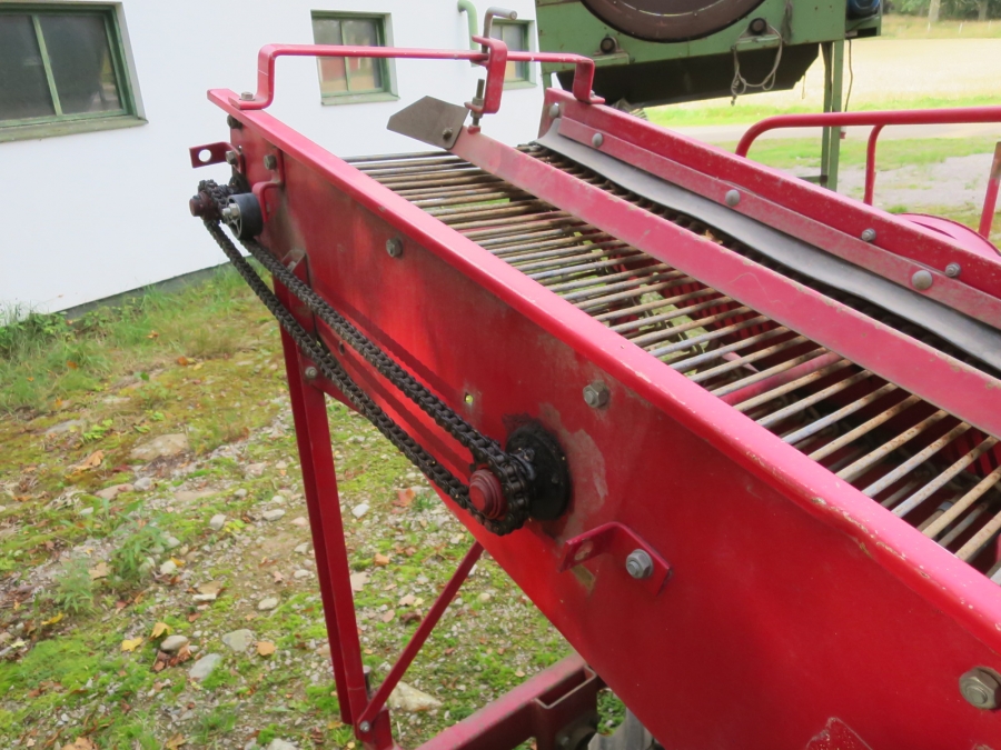 4698 Juko midi potato harvester