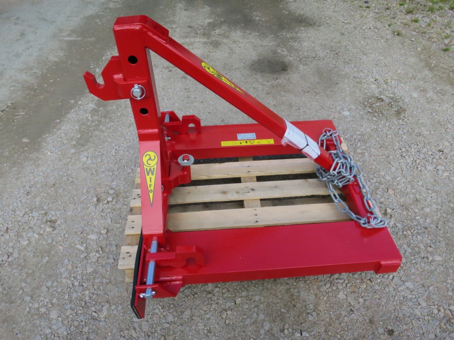 4700 WIFO three point adapter WIFO tool carrier