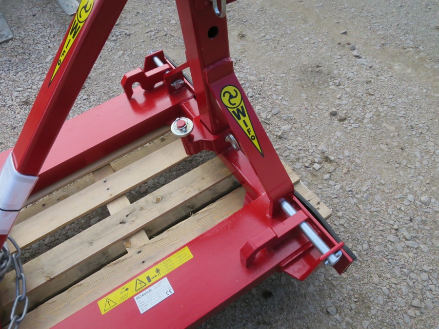 4700 WIFO three point adapter WIFO tool carrier