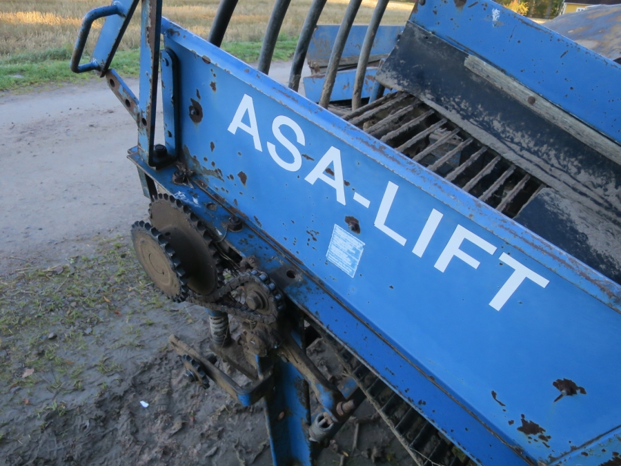 4715 Asa-Lift KT-80 potato harvester