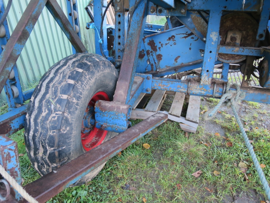4715 Asa-Lift KT-80 potato harvester