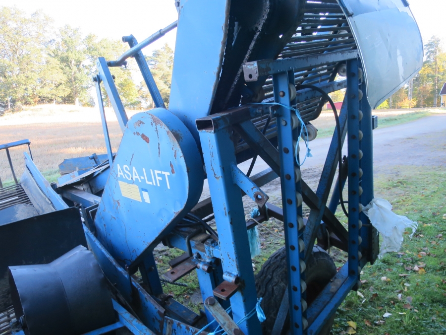 4715 Asa-Lift KT-80 potato harvester
