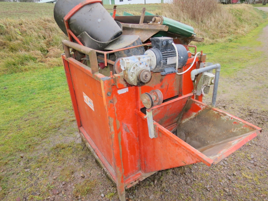 4729 EKKO potato washer 