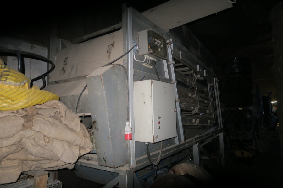 4732 Campfens Grisnich potato sorting machine