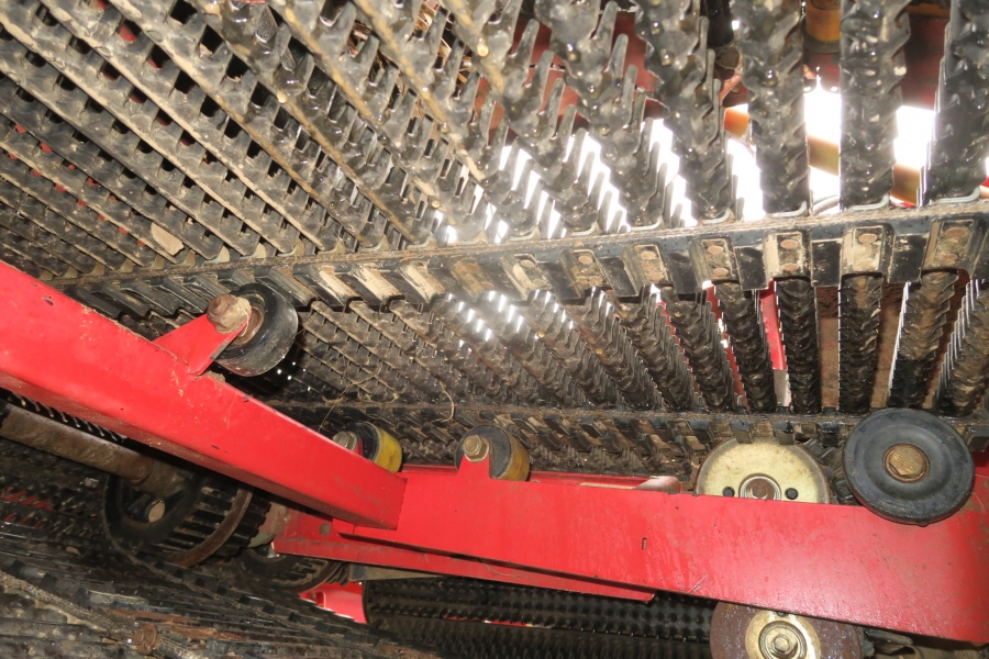 4740 Grimme SE 85-55 potato harvester