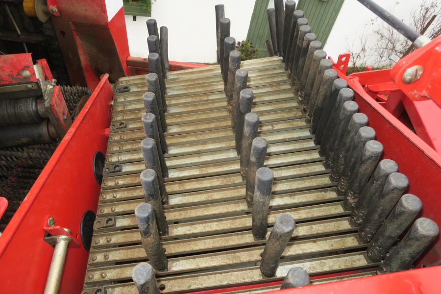 4740 Grimme SE 85-55 potato harvester