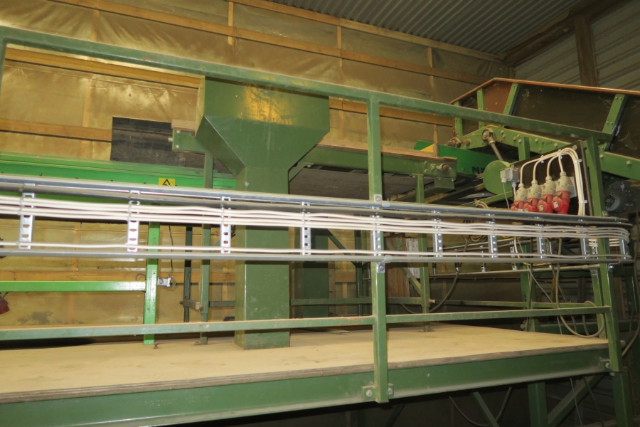4742 Schouten grading line for potato