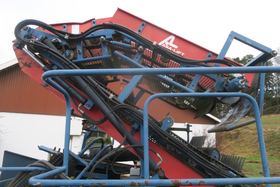 4743 Asa-Lift MK-1000 Cabbage harvester