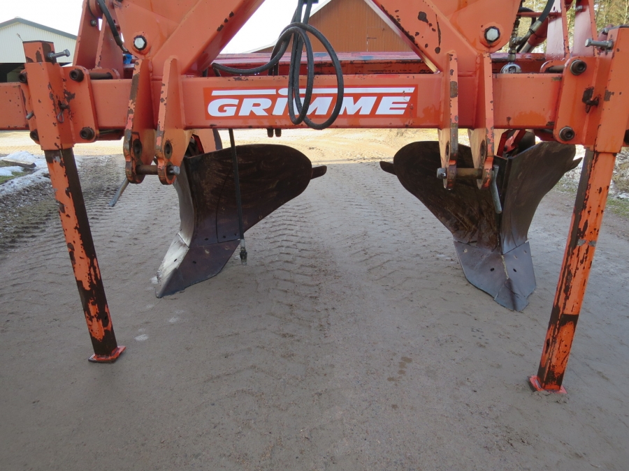 4754 Grimme bed plough
