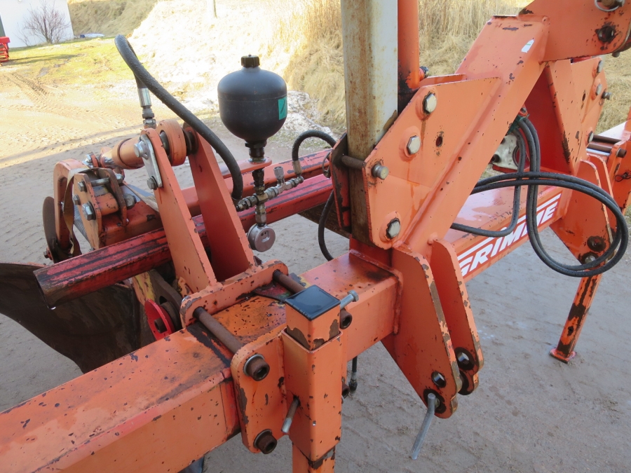 4754 Grimme bed plough