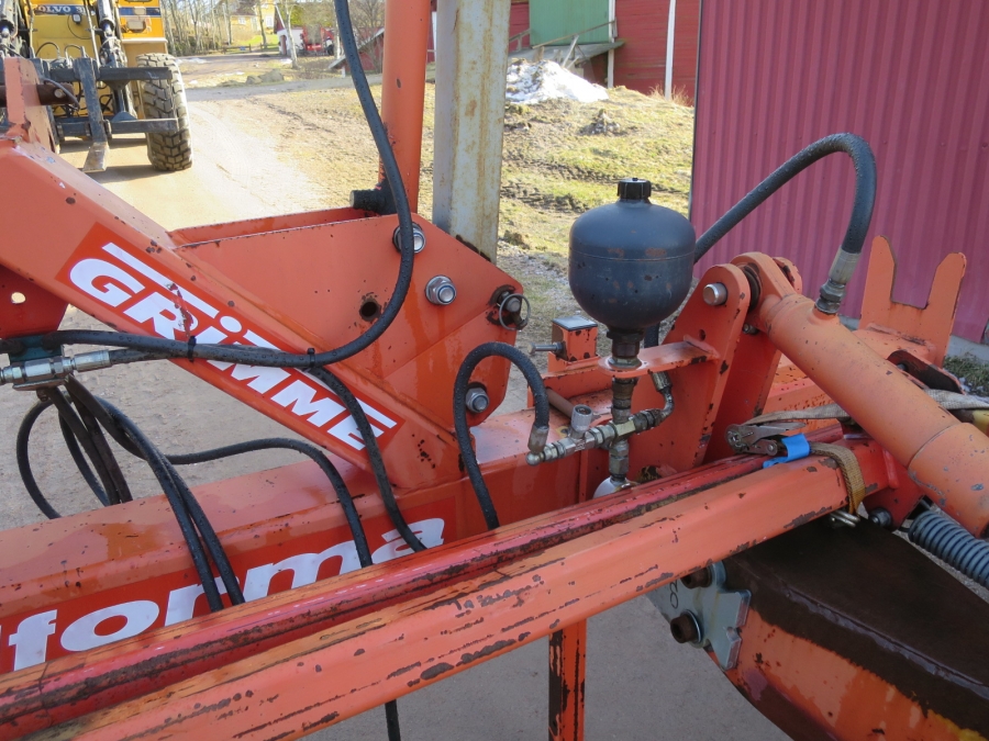 4754 Grimme bed plough