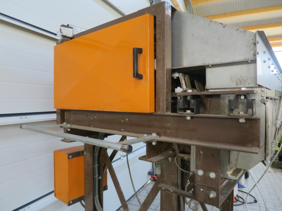 4761 Lockwood linear multihead weigher