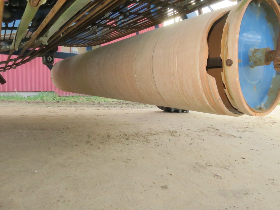 4767 Asa-Lift WR230 onion windrower trailed