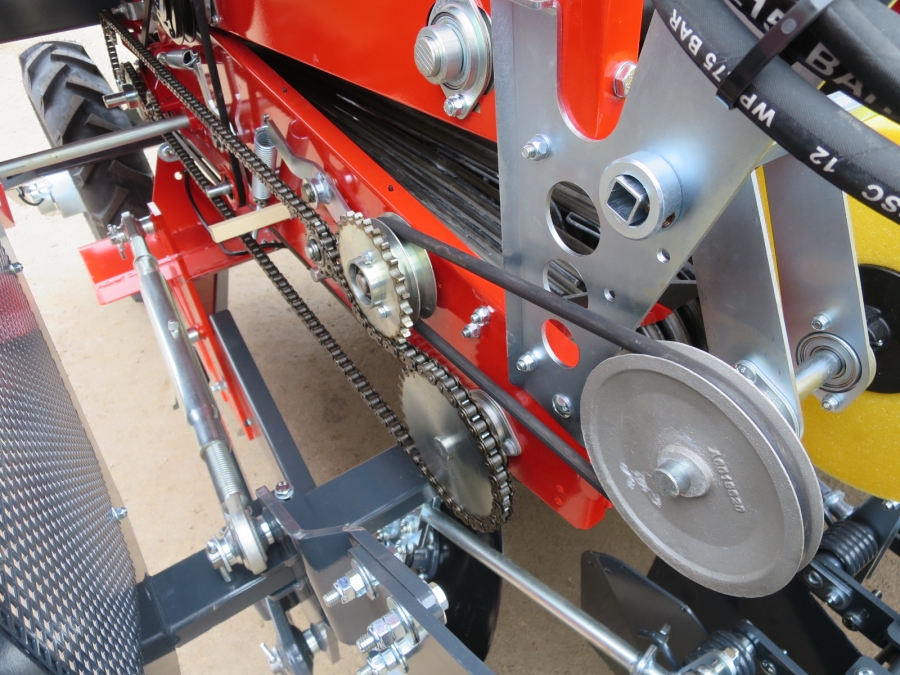 4771 Miedema Structural MS2000 potato planter