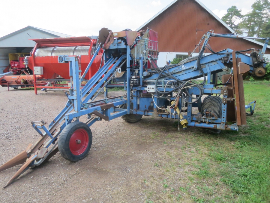 4780 Asa-Lift ST 1200 1 row carrot harvester