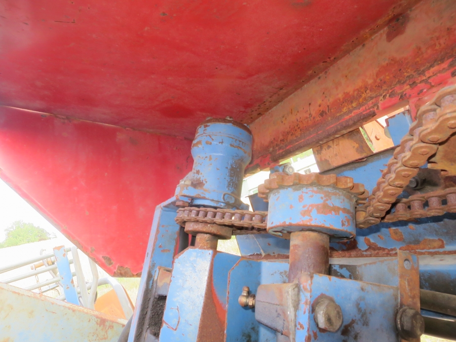 4780 Asa-Lift ST 1200 1 row carrot harvester