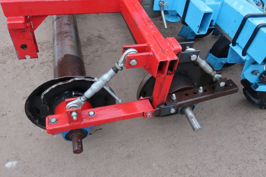 4781 Monosem MS precision seeder for vegetables