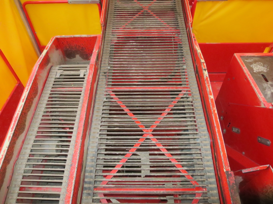 4802 Grimme SE75-40 potato harvester