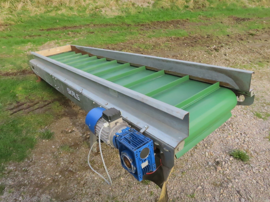 4809 SKALS elevator 3000x550 mm