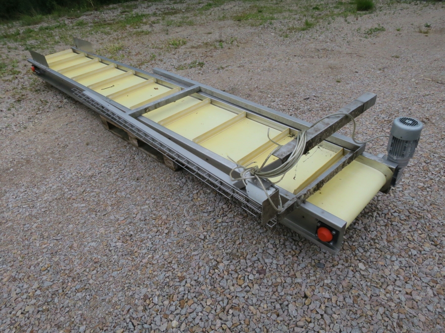 4814 Elevator 4500x550 mm STAINLESS STEEL