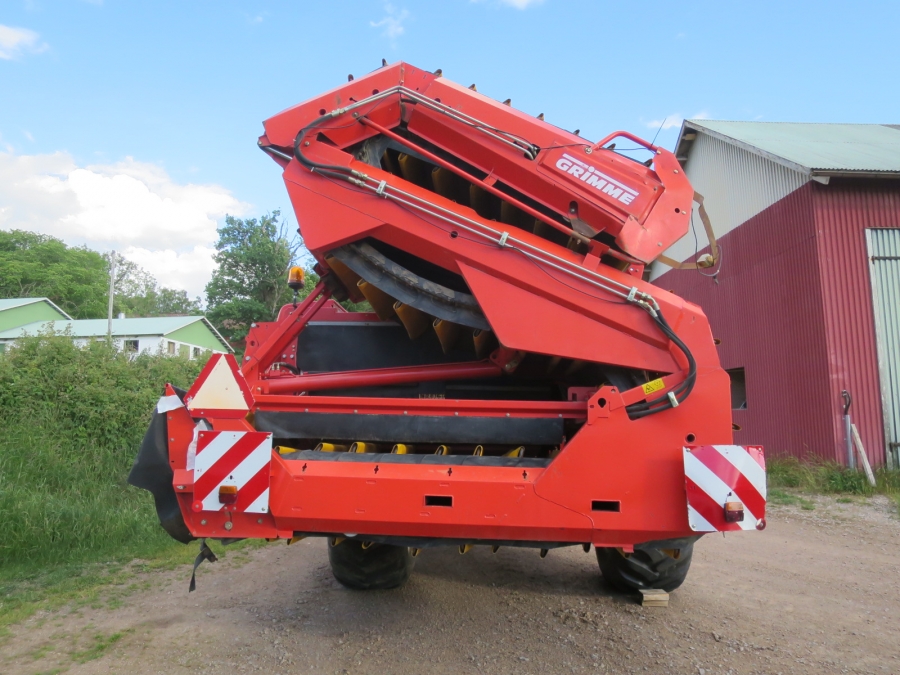 4822 Grimme GZ1700 Potato harvester