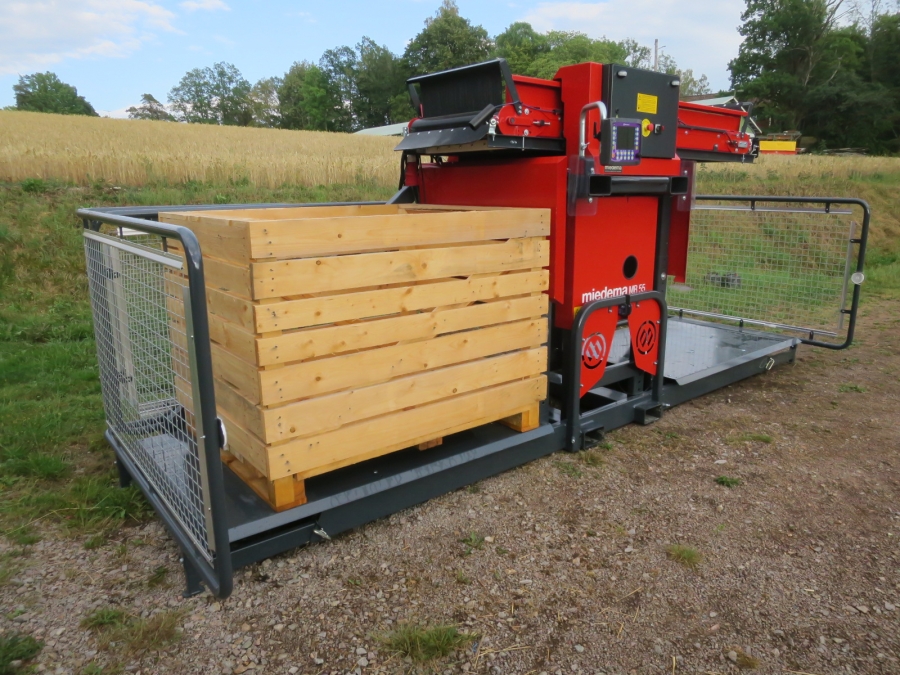 4823 Dewulf Miedema MB55 box filler
