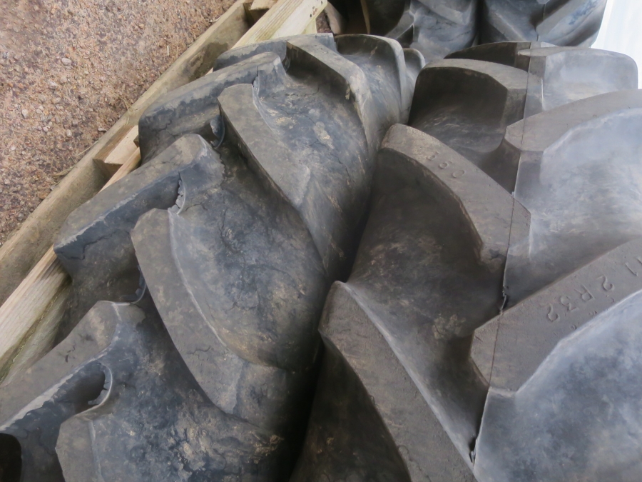 4835 Row crop tires different alternatives