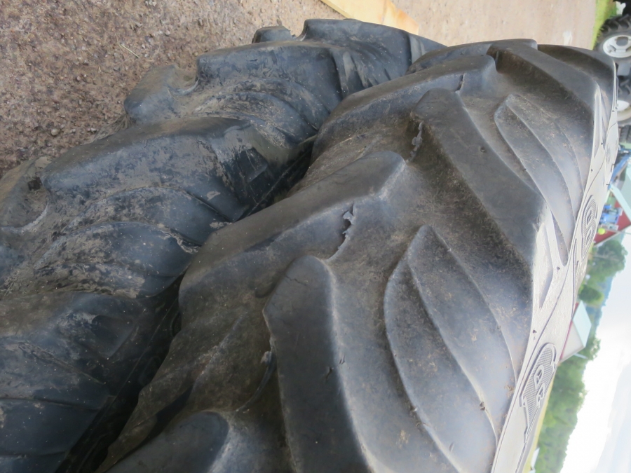 4835 Row crop tires different alternatives