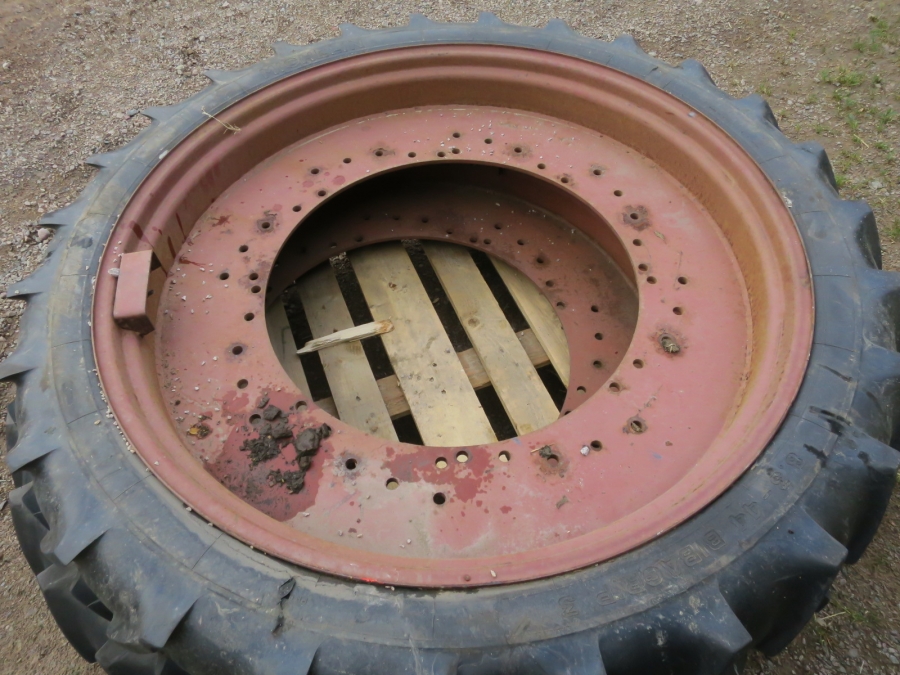 4835 Row crop tires different alternatives