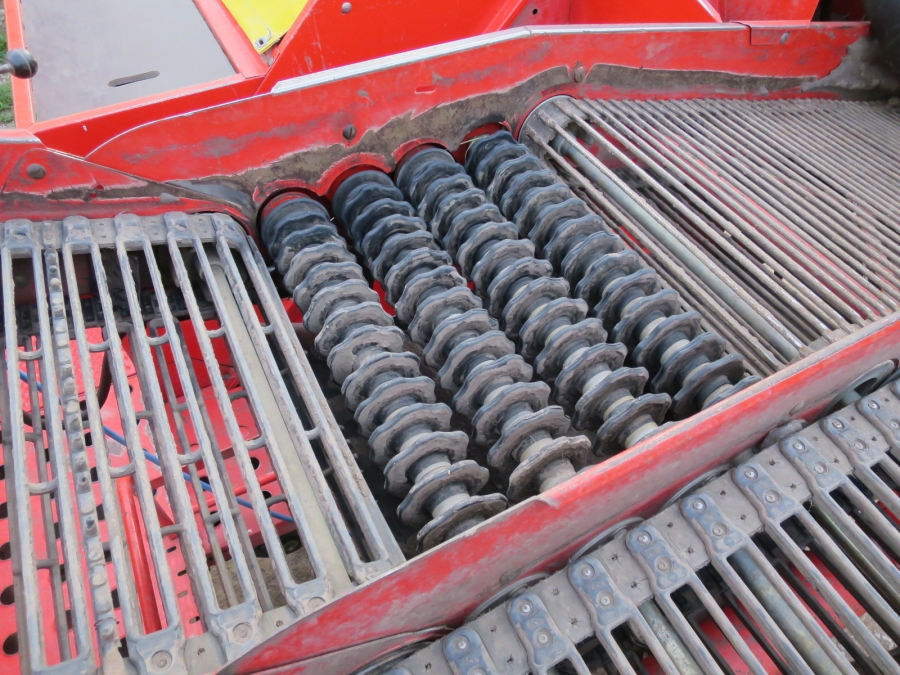 4847 Grimme SE75-20 potato harvester