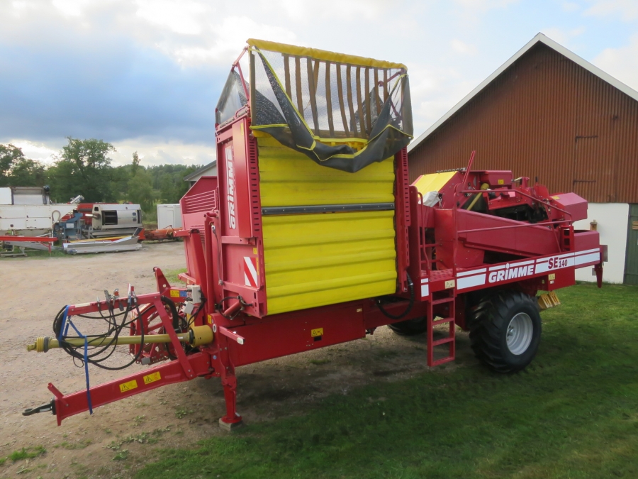 4856 Grimme SE140 potato harvester
