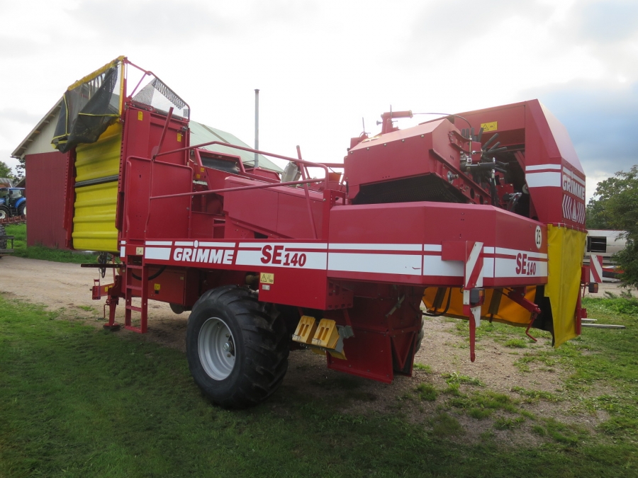 4856 Grimme SE140 potato harvester