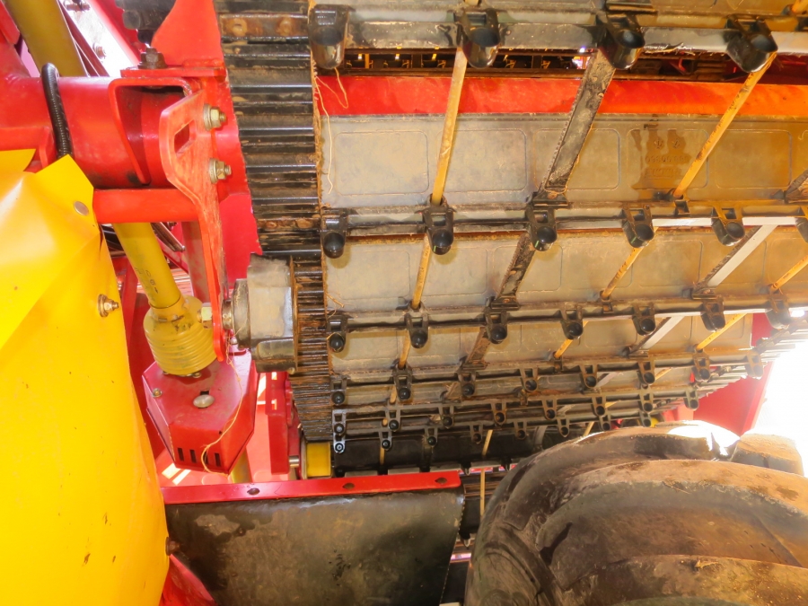 4856 Grimme SE140 potato harvester