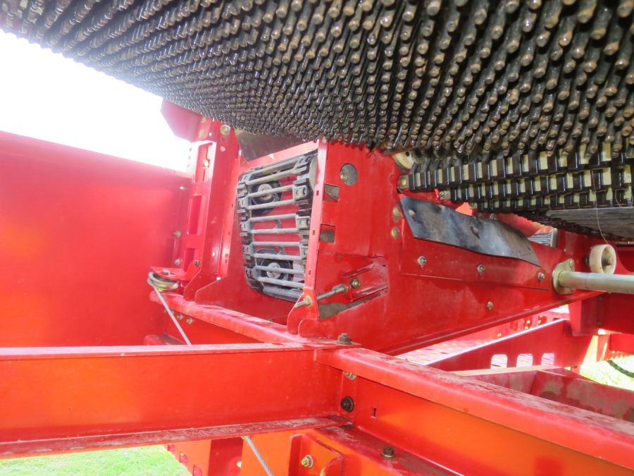 4856 Grimme SE140 potato harvester