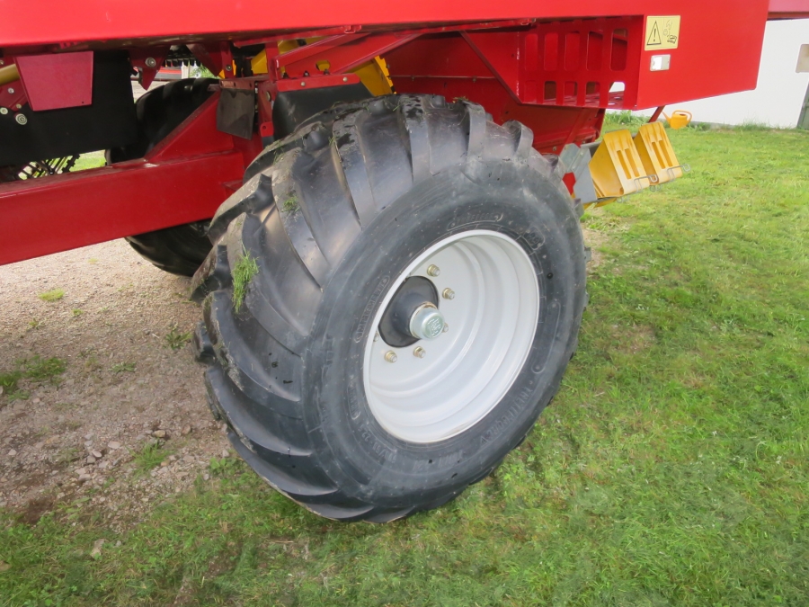 4856 Grimme SE140 potato harvester