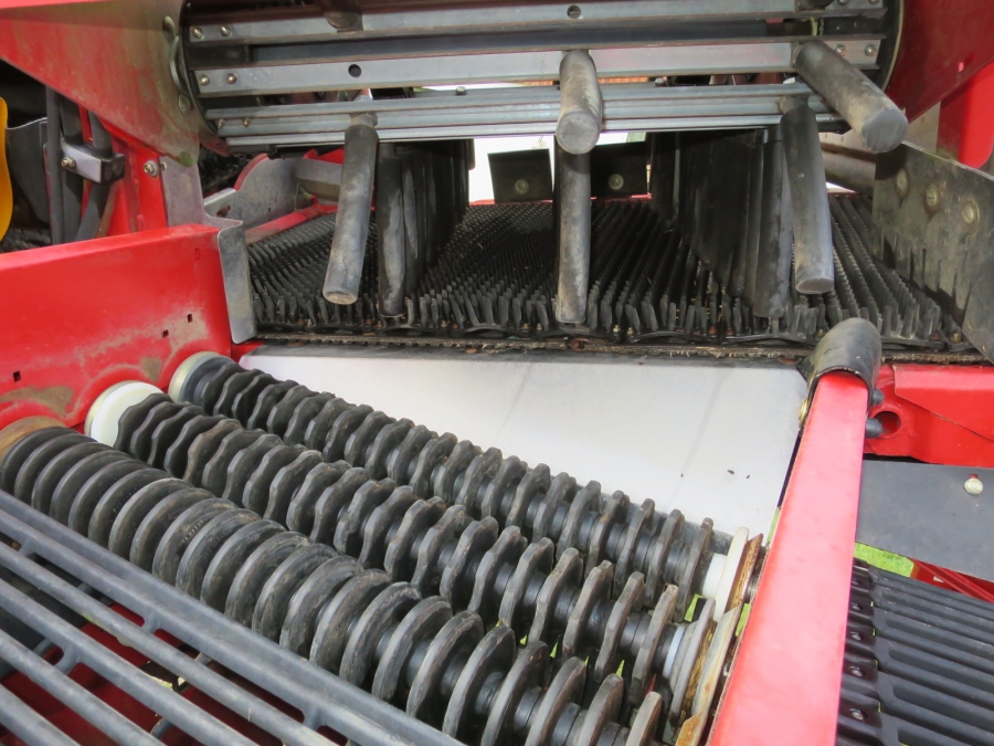 4856 Grimme SE140 potato harvester