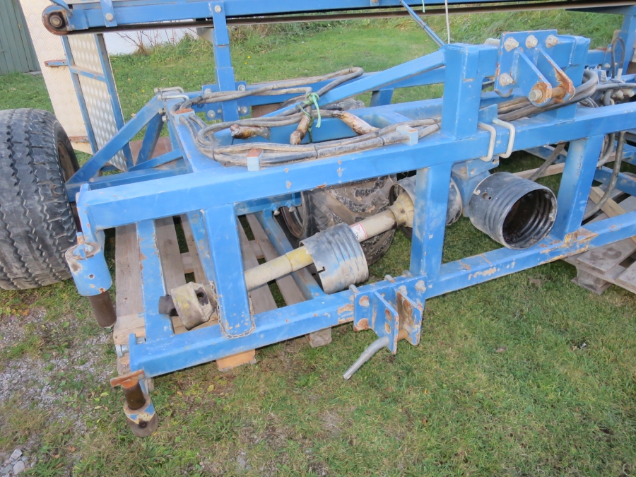 4864 Asa-Lift cabbage harvester MK1000