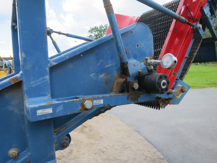 4868 Asa-Lift PO-250 leek harvester / carrot sharelifter