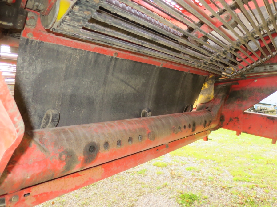 4894 Grimme GZ1700 potato harvester 2 row elevator
