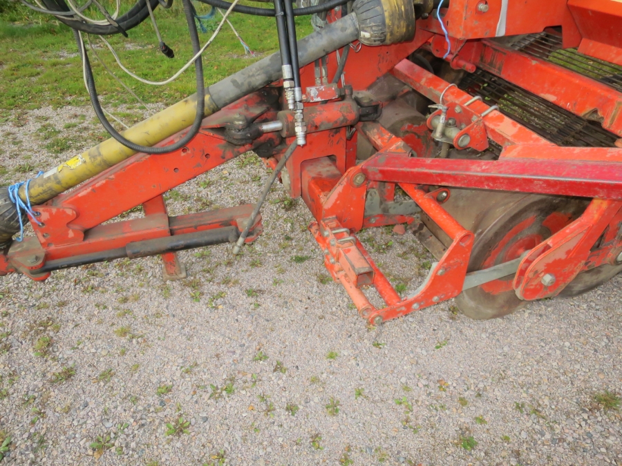 4894 Grimme GZ1700 potato harvester 2 row elevator