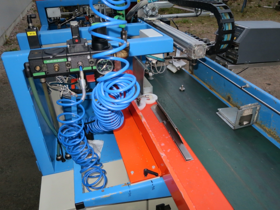 4902 EMVE BE5000 paper bagger