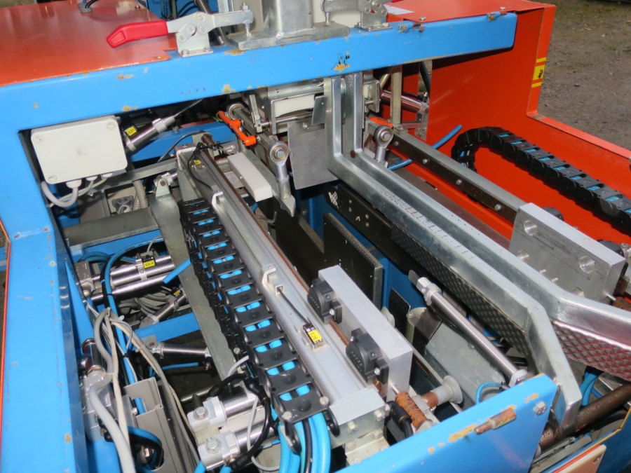 4902 EMVE BE5000 paper bagger